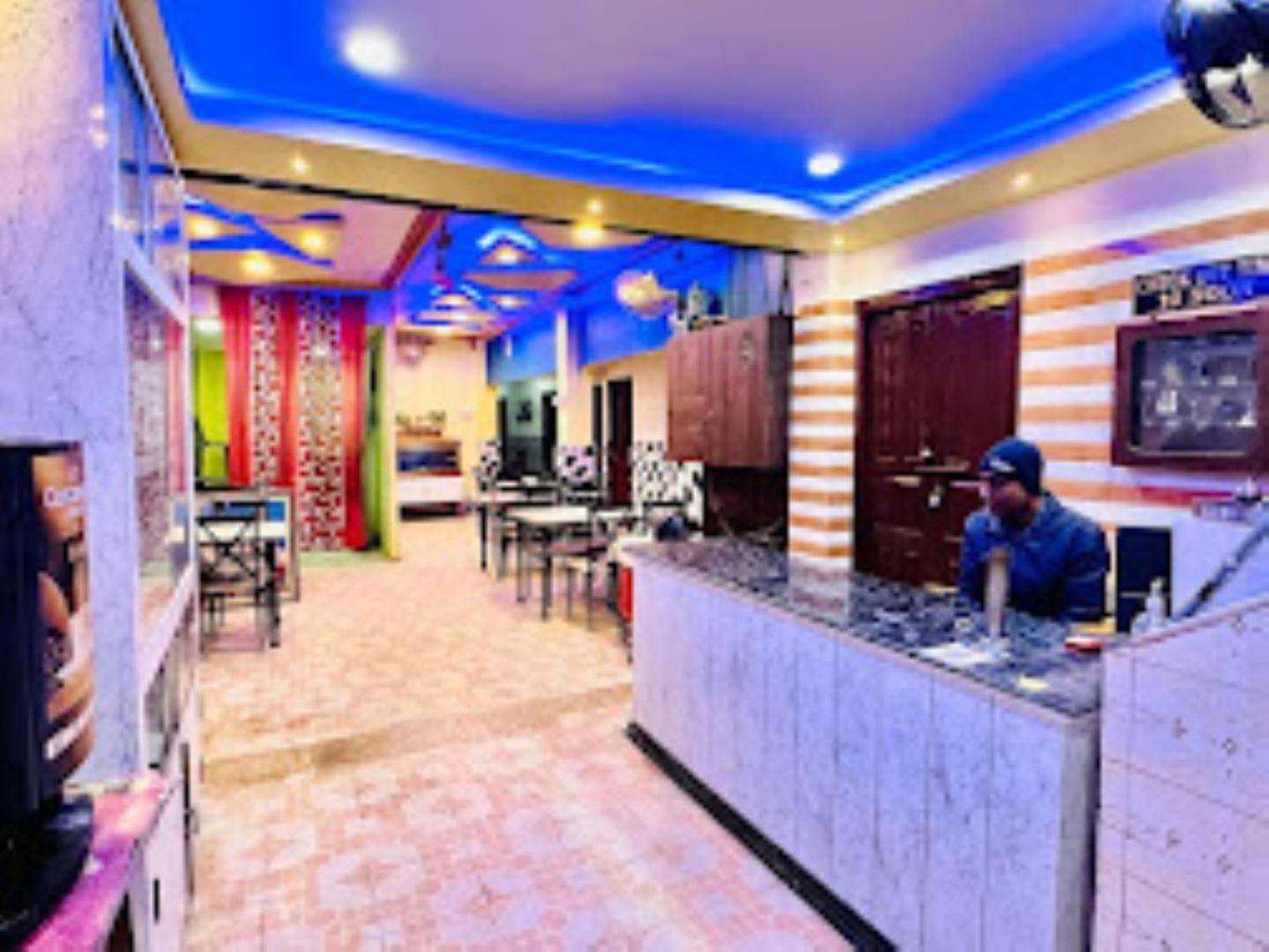 Hotel Nilamber By Grb Lumding Buitenkant foto